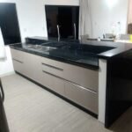 sacada de granito marmore balneario camboriu itapema meia praia marmoraria bombinhas porto belo tijucas brusque preço bancada cozinha lavabo banheiro
